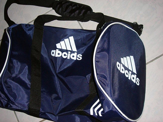 pelesetan merek fashion sport © berbagai sumber pelesetan merek fashion sport © berbagai sumber