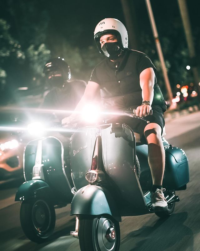9 Koleksi kendaraan mewah Atta Halilintar, Vespa seharga Rp 300 juta