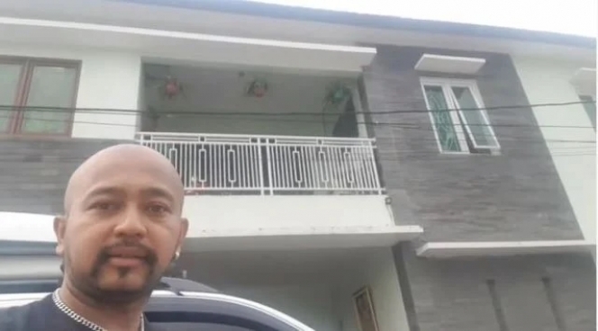 rumah Kang Komar Berbagai sumber