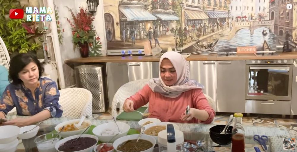 8 Kreasi takjil buka puasa ala Rieta Amilia, nikmat khas jajanan pasar