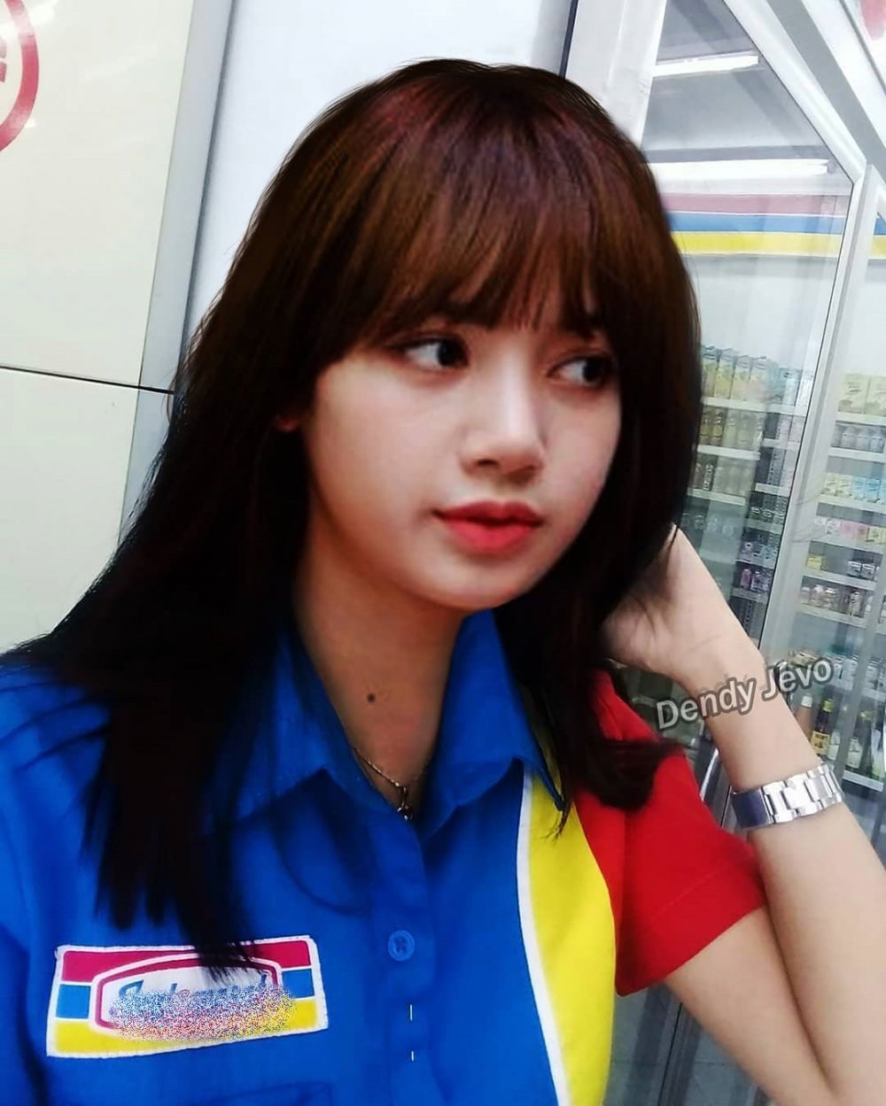 seleb korea pegawai minimarket © berbagai sumber