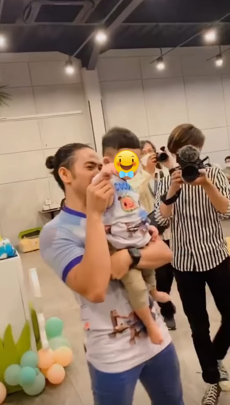 Momen Nadya Mustika rayakan ulang tahun Syaki © Instagram Momen Nadya Mustika rayakan ulang tahun Syaki © Instagram