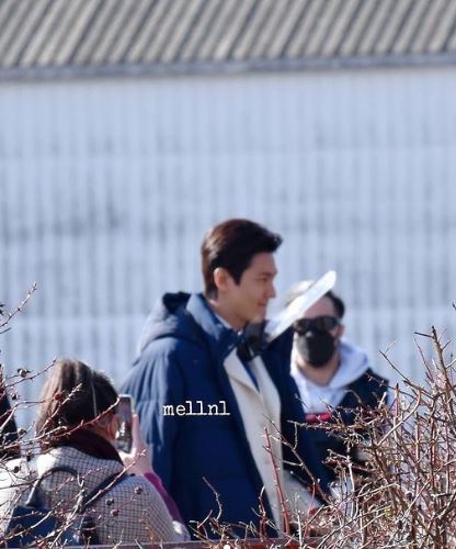 Lee Min-ho syuting Pachinko di Kanada berbagai sumber Lee Min-ho syuting Pachinko di Kanada berbagai sumber