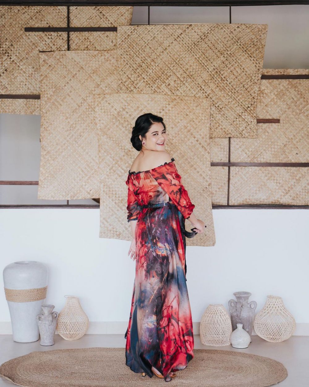 pemotretan terbaru kahiyang pakai gaun © instagram