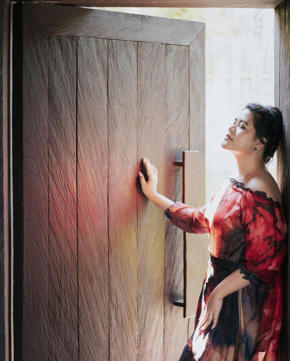 pemotretan terbaru kahiyang pakai gaun © instagram