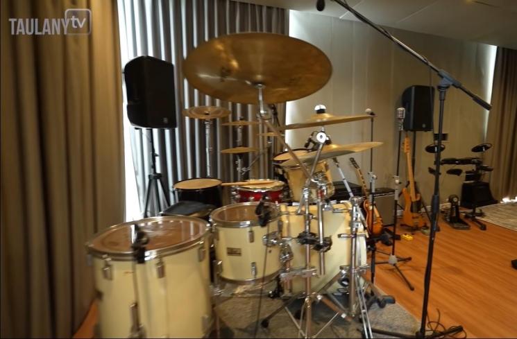 Potret rumah baru keluarga Desta © YouTube