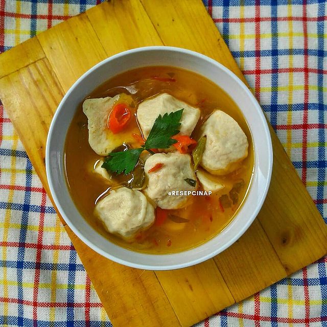 11 Resep olahan bakso berkuah buat sahur, enak dan bikin nagih