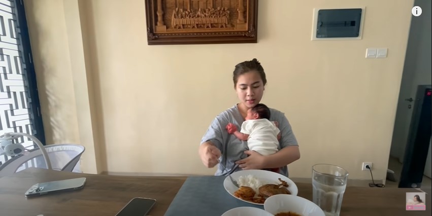 7 Pola makan Felicya Angelista usai melahirkan, bobot turun 12 kg