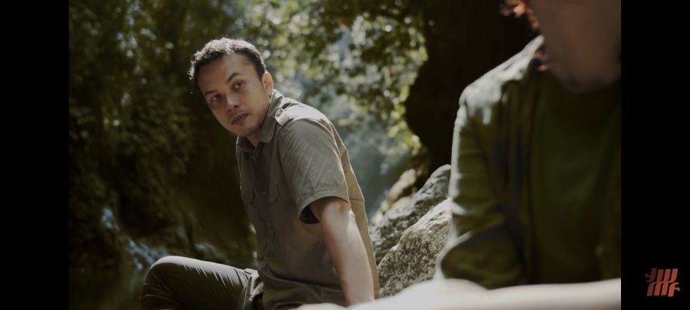 Nicholas Saputra model video klip Berbagai sumber