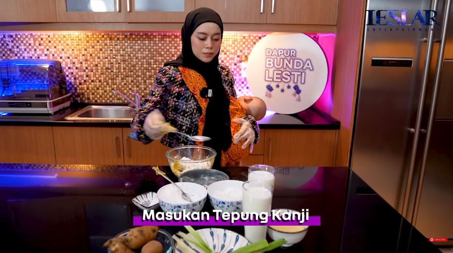 11 Trik Lesty Kejora bikin biji salak kuah susu, cocok untuk takjil