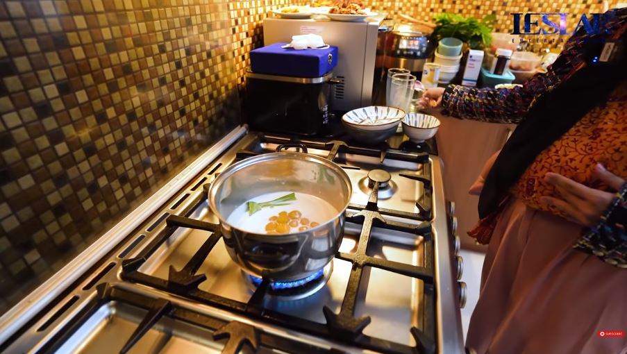 11 Trik Lesty Kejora bikin biji salak kuah susu, cocok untuk takjil