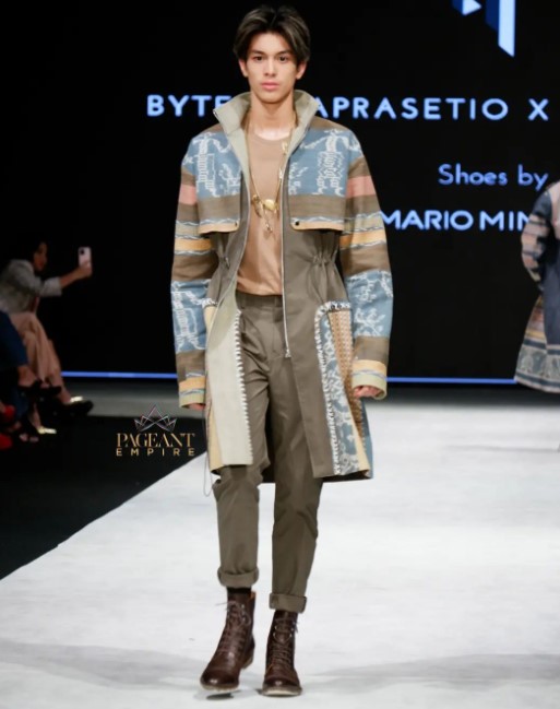 Gaya Eddy Meijer tampil di IFW © berbagai sumber