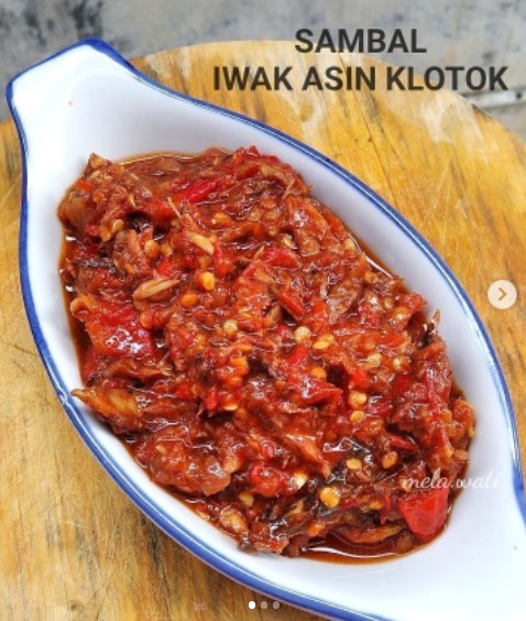 11 Resep kreasi sambal ikan asin, sederhana dan cocok buat buka puasa
