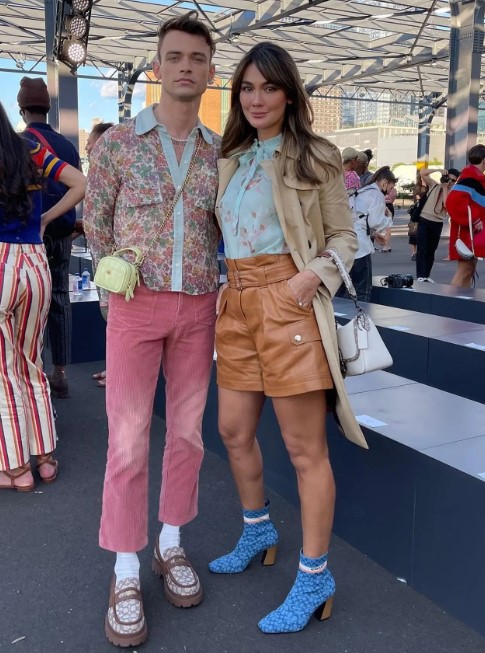 Luna Maya bareng seleb dunia © Instagram