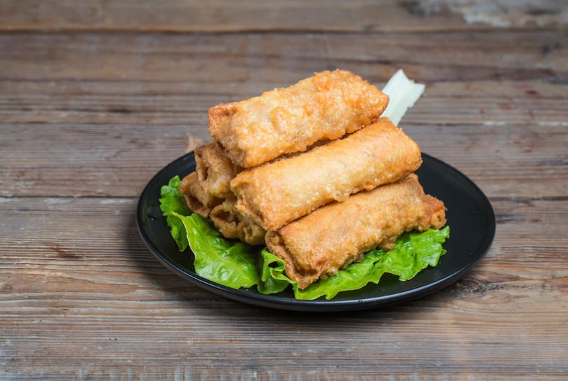 Tanpa disadari, 8 kesalahan pola makan saat puasa ini bikin bobot naik