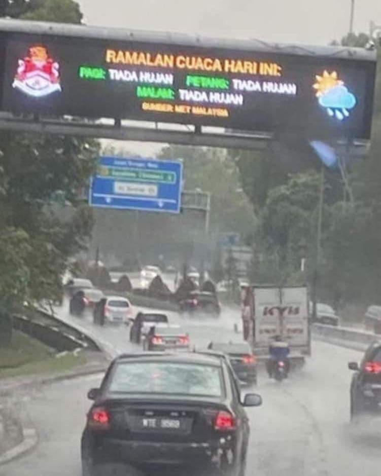 penampakan lucu di tempat umum tapi tersembunyi © Instagram penampakan lucu di tempat umum tapi tersembunyi © Instagram