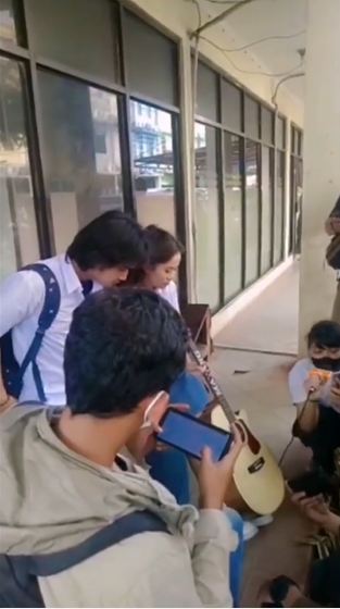 9 Momen Mayang syuting video klip 'Cinta Sampai Mati', jadi anak SMA
