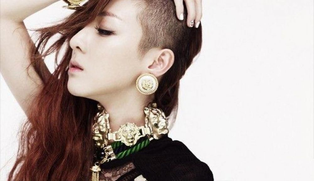 Gaya rambut nyentrik Sandara Park © berbagai sumber Gaya rambut nyentrik Sandara Park © berbagai sumber