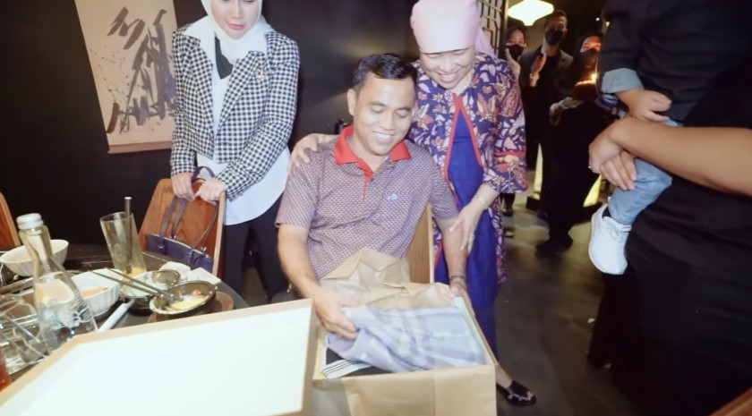 Momen perayaan ultah Haji Faisal © YouTube