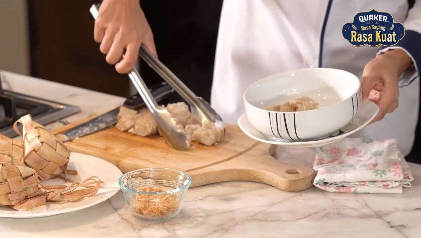 11 Trik Zee Zee Shahab bikin ketupat oats, sehat dan rendah kalori