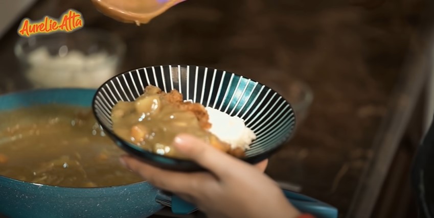 10 Menu sahur dan buka puasa keluarga Aurel Hermansyah, serba mewah