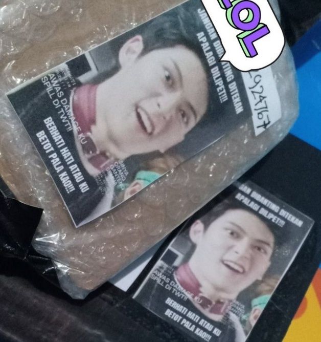 Potret stiker K-Pop jangan banting © berbagai sumber Potret stiker K-Pop jangan banting © berbagai sumber