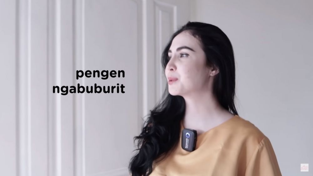 Momen Arumi Bachsin berburu takjil © YouTube/Arumi Bachsin