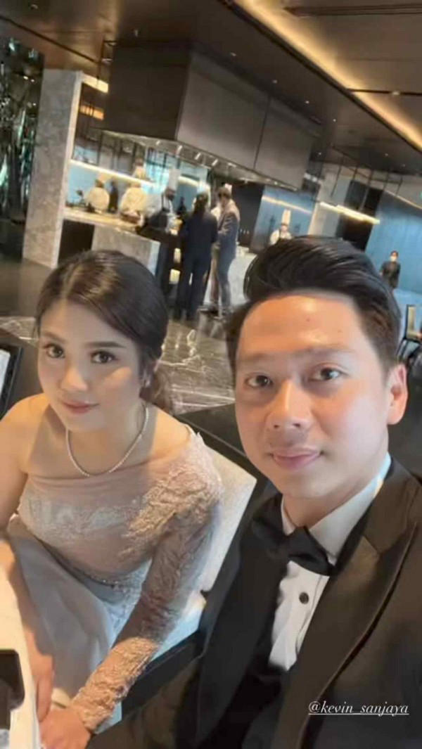 pernikahan anak bos MNC dan bos EMTEK Berbagai sumber