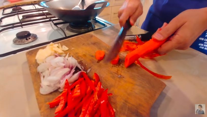 10 Trik Dewi Gita masak menu sahur sehat, bantu tubuh fit saat puasa