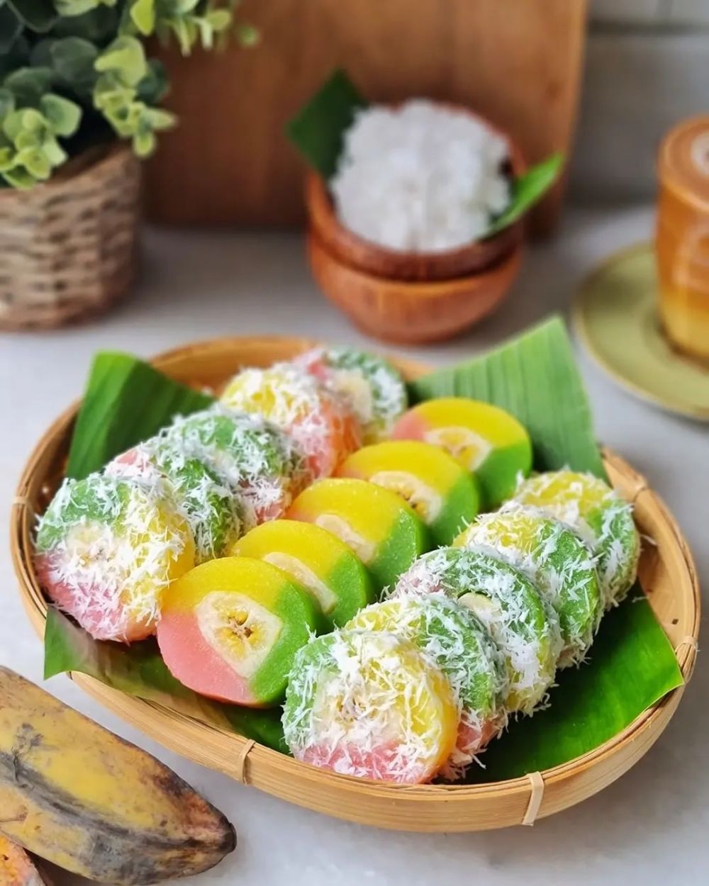 17 Resep kue basah kukus, enak dan mudah dibuat