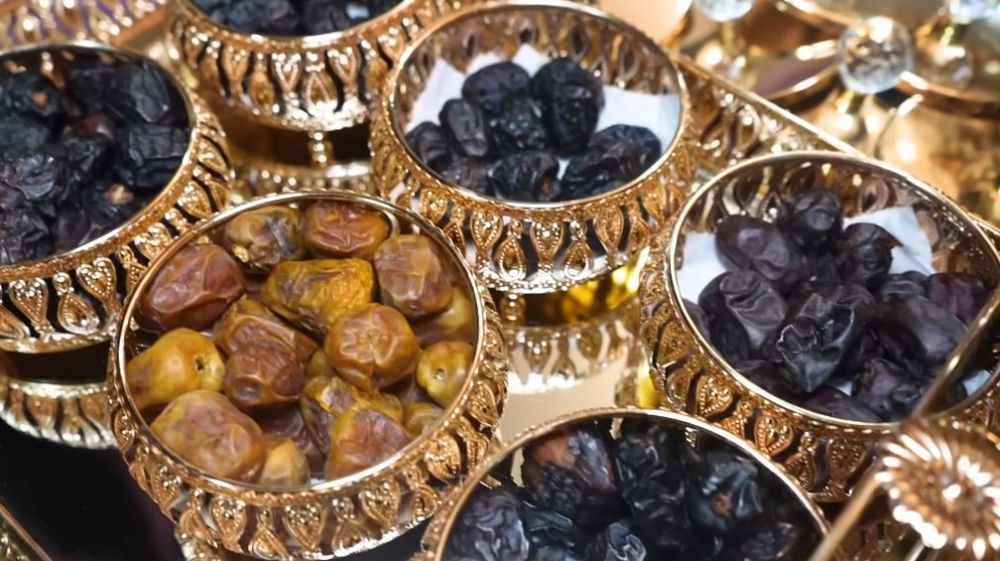 13 Menu buka puasa Tasyi Athasyia, mewah ada kurma berbagai negara