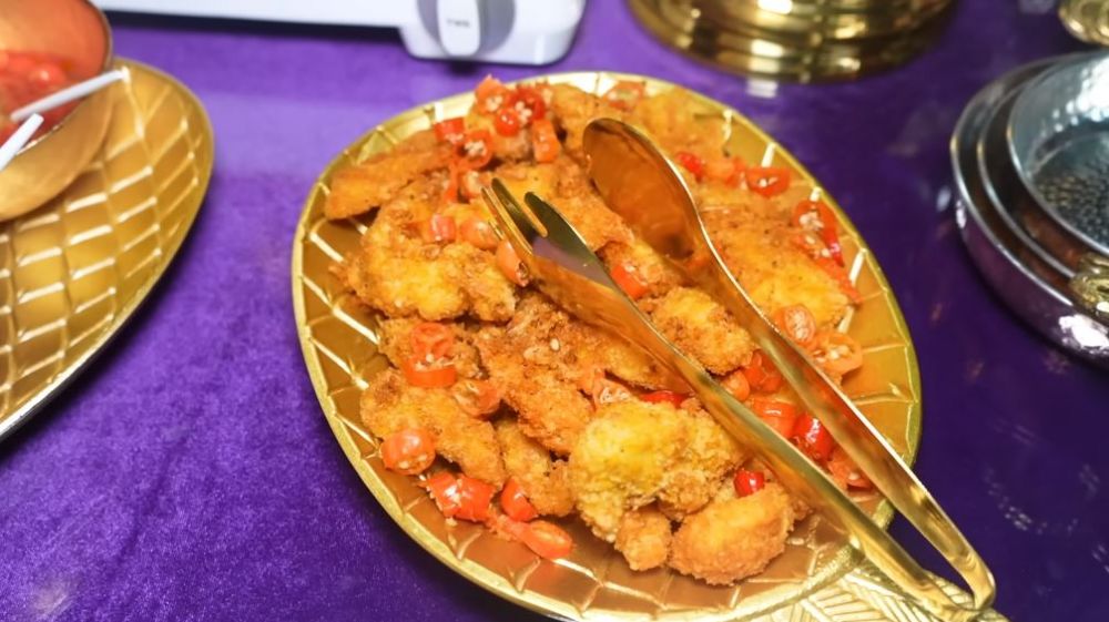 13 Menu buka puasa Tasyi Athasyia, mewah ada kurma berbagai negara