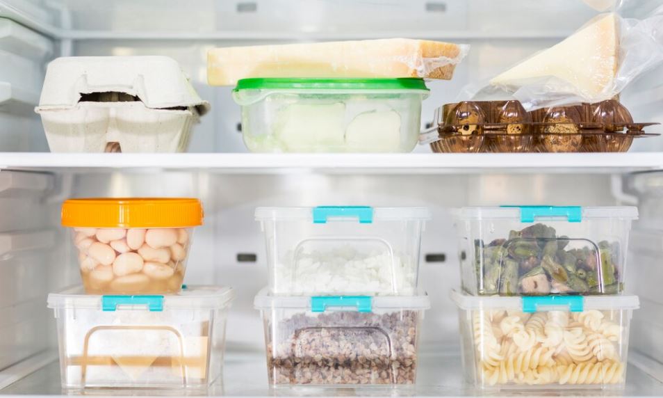 10 Cara ampuh menyimpan kelapa parut, nggak basi hingga 2 bulan