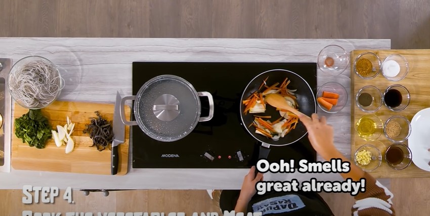 11 Trik Raisa bikin japchae, bihun ala Korea yang praktis dan lezat