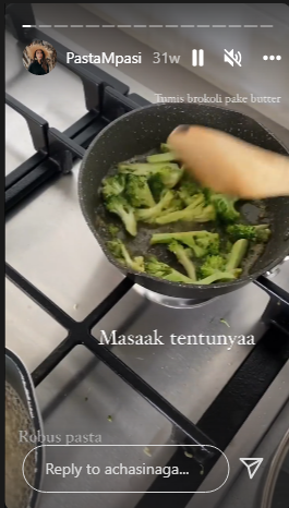 10 Alat dapur Acha Sinaga saat bikin MPASI, makin praktis