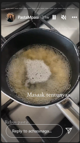 10 Alat dapur Acha Sinaga saat bikin MPASI, makin praktis