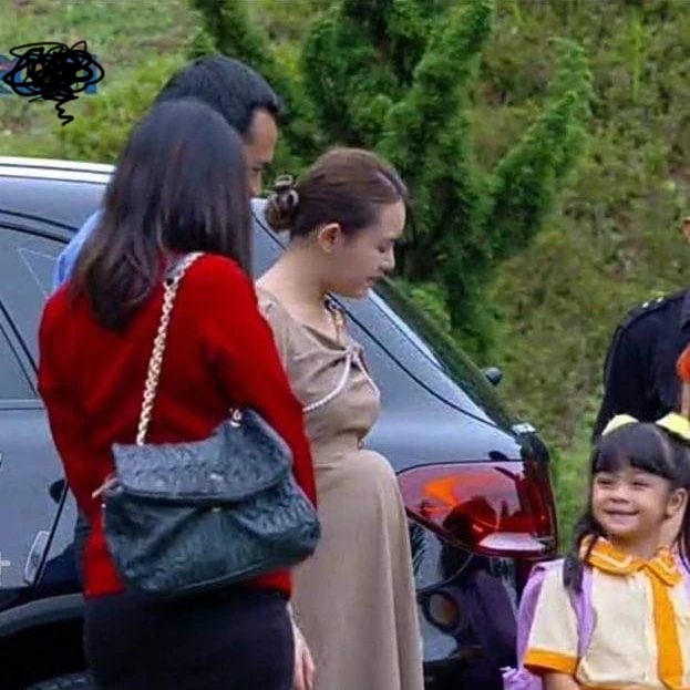 kejanggalan sinetron indonesia © berbagai sumber kejanggalan sinetron indonesia © berbagai sumber