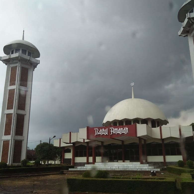 seleb bangun masjid & musala © berbagai sumber