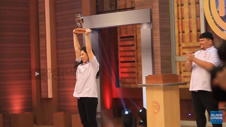 momen cheryl sabet piala masterchef © berbagai sumber