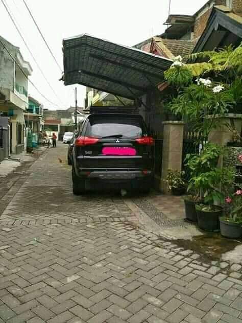 garasi makan jalan © berbagai sumber