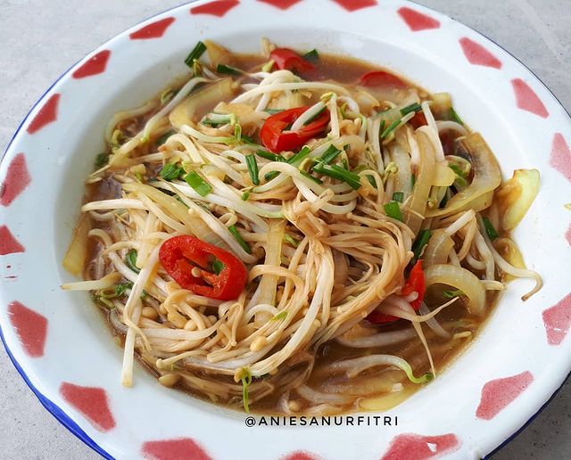 15 Resep olahan jamur jadi aneka tumisan, cocok buat sahur & antiribet