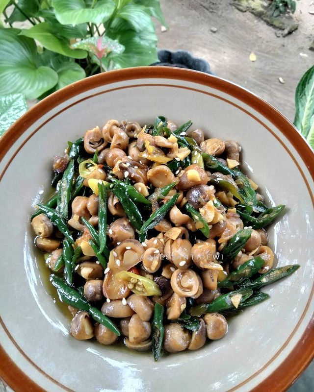 15 Resep olahan jamur jadi aneka tumisan, cocok buat sahur & antiribet