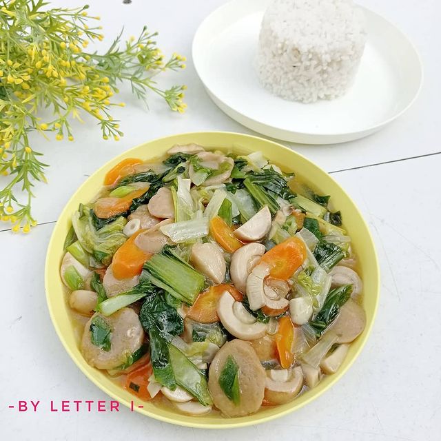 15 Resep olahan jamur jadi aneka tumisan, cocok buat sahur & antiribet