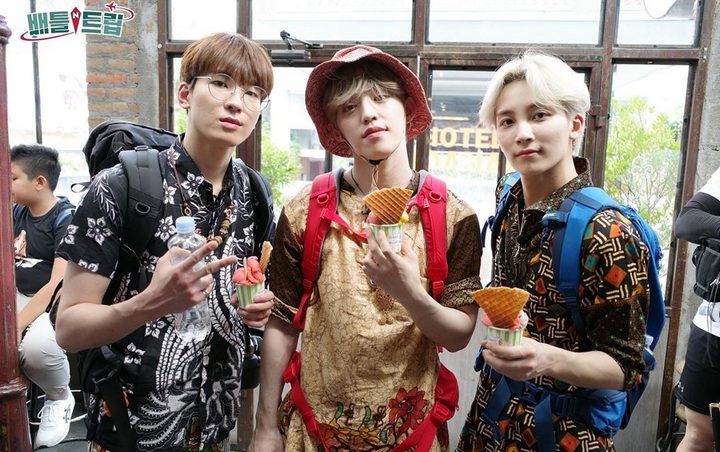 gaya melokal idol K-Pop di Indonesia Berbagai sumber