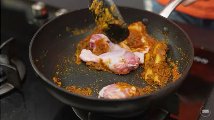 10 Langkah Victor MasterChef masak kari ayam, empuk dan meresap