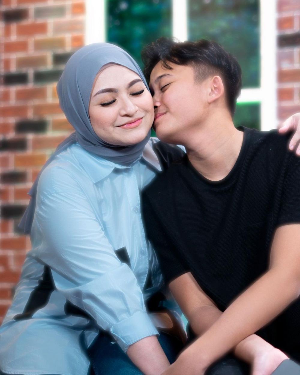 kebersamaan seleb dan putra sambung © instagram kebersamaan seleb dan putra sambung © instagram