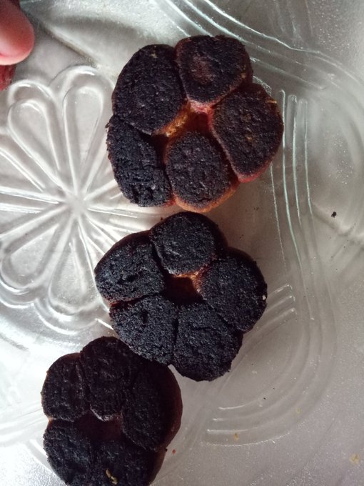 Penampakan kue Lebaran gosong © 2022 brilio.net Penampakan kue Lebaran gosong © 2022 brilio.net