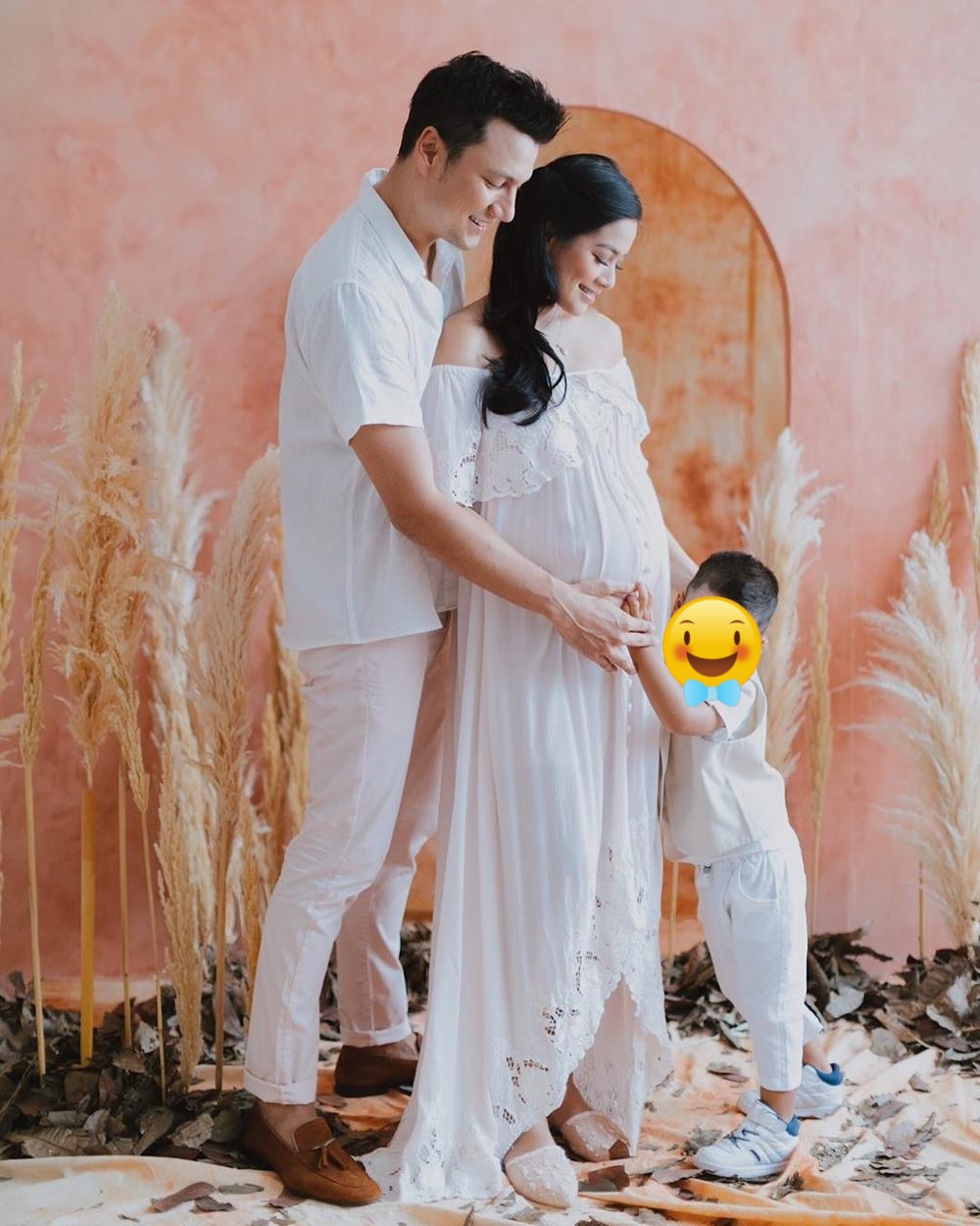 inspirasi foto maternity seleb Tanah Air © 2022 brilio.net inspirasi foto maternity seleb Tanah Air © 2022 brilio.net