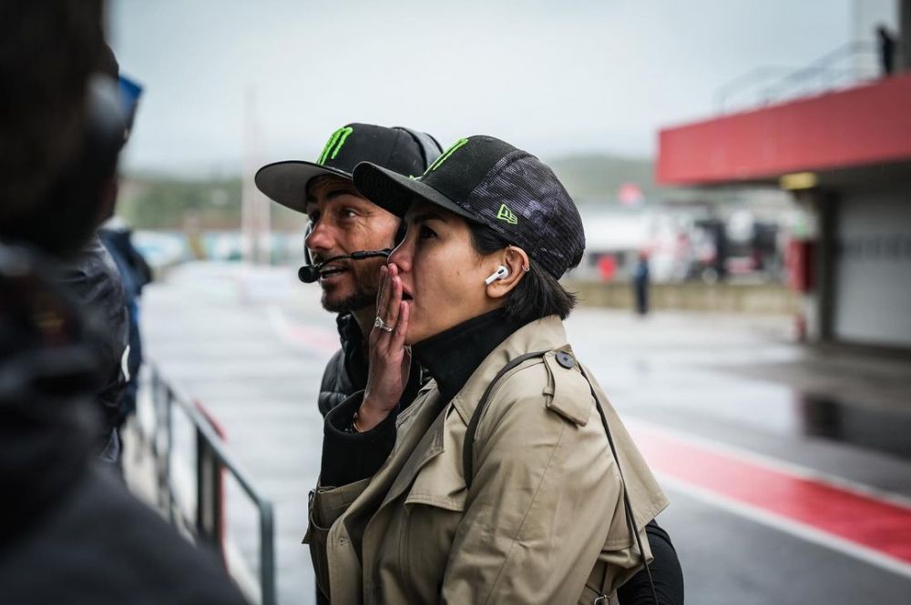 kedekatan nikita mirzani dan john hopkins © instagram