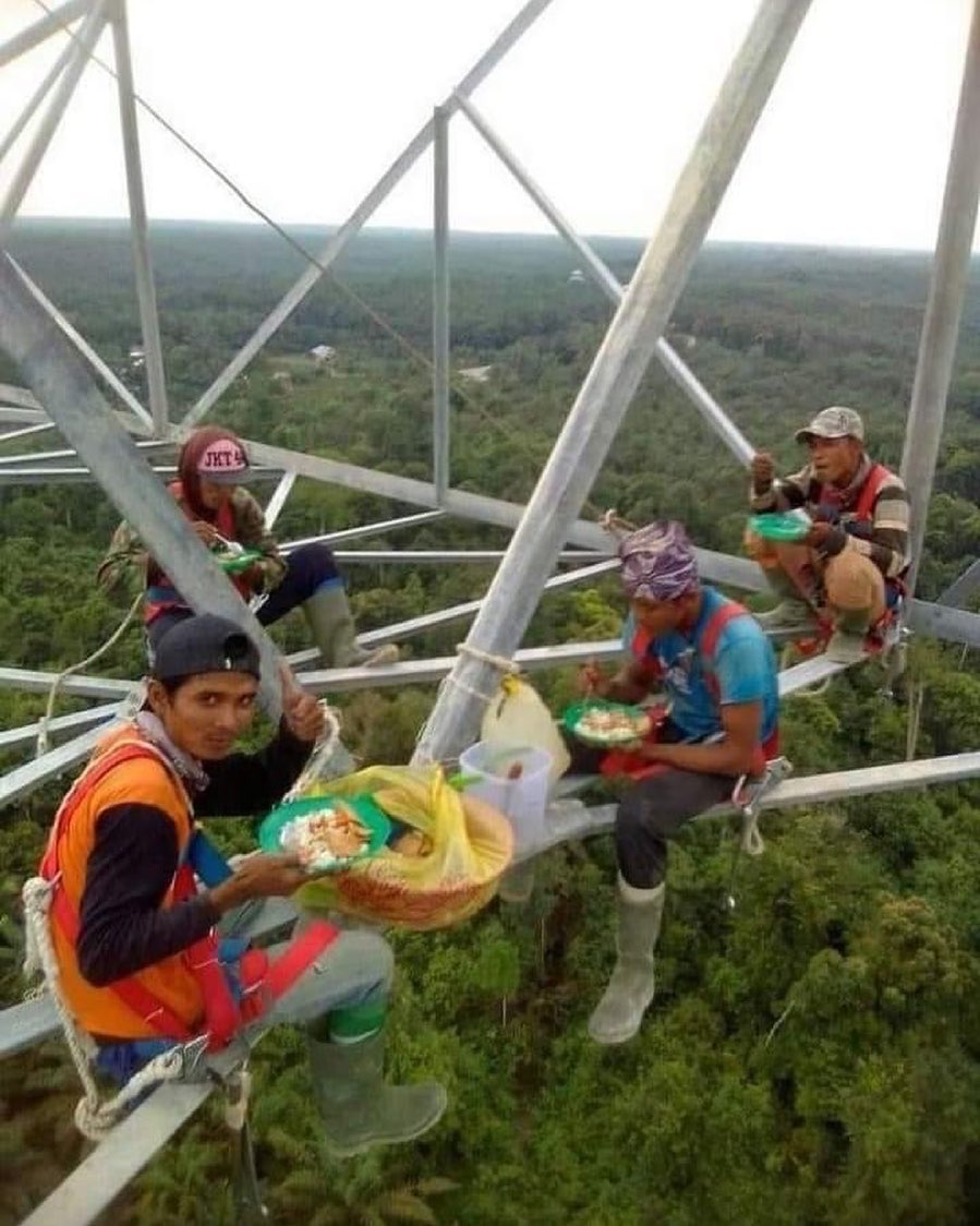 kuli bangunan di ketinggian © Instagram